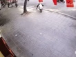 Video vụ ô tô đâm hàng loạt xe máy tại ngã tư Đại La - Trần Đại Nghĩa