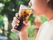 6 thói quen uống nước tưởng vô hại nhưng âm thầm gây suy thận