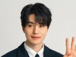 Diện mạo 'không góc chết' của Lee Dong Wook