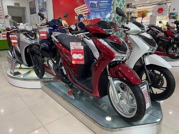 SH 160i được trang bị động cơ dung tích 156,9 phân khối.