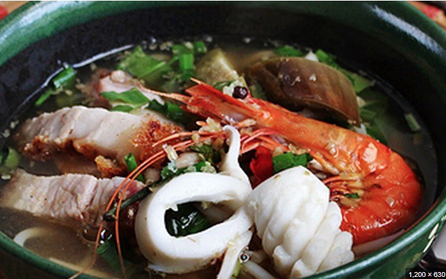Thứ rau xanh trộn lẫn trong mớ rau sống nếu dùng đều đặn sẽ giúp hỗ trợ phòng chống ung thư - 5