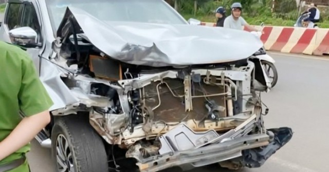 Người dân truy đuổi 10 km bắt tài xế gây tai nạ...