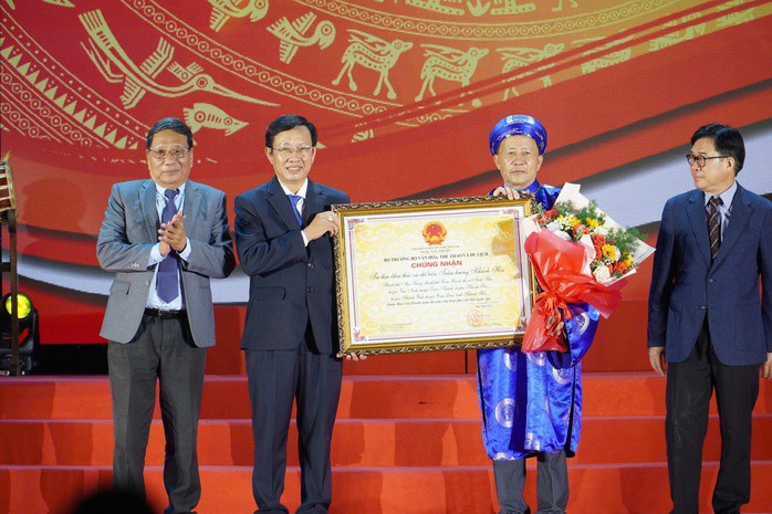 Khánh Hòa đón nhận Di sản văn hóa phi vật thể quốc gia "tri thức khai thác và chế biến trầm hương Khánh Hòa"