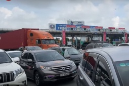 Xe hư trên cao tốc, xử lý sao cho đúng luật và đảm bảo an toàn?