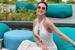 Jennifer Phạm khoe vẻ sexy với váy lưới