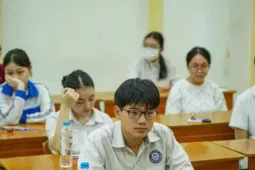 Sẽ không khống chế tỉ lệ học sinh vào lớp 10 công lập