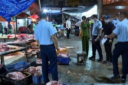 Tẩm tiết lên thịt lợn bệnh để  ' phù phép '  thành hàng tươi ngon