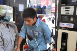 Giá xăng dầu tăng trở lại, dầu diesel có mức tăng cao nhất