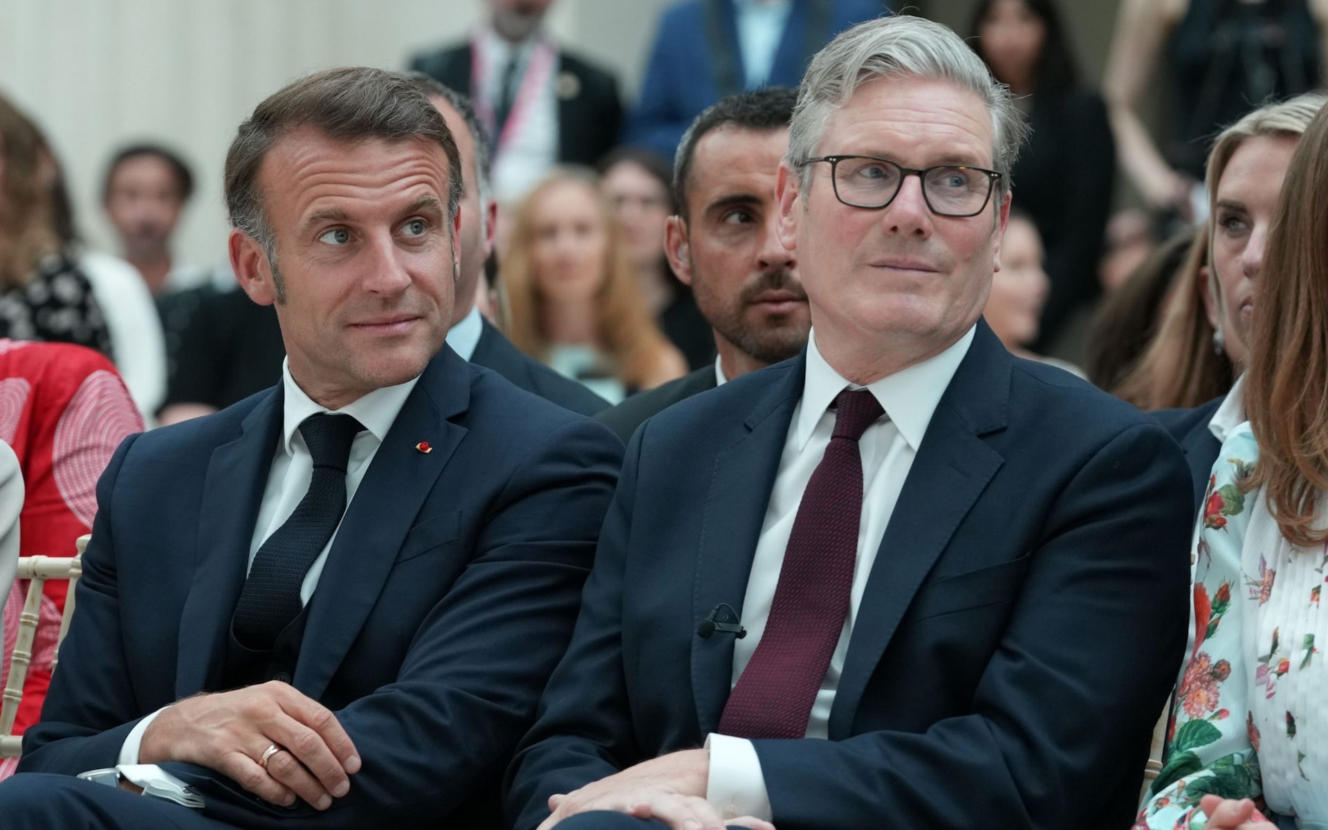 Tổng thống Pháp Emmanuel Macron (trái) và Thủ tướng Anh Keir Starmer. Ảnh: Shutterstock