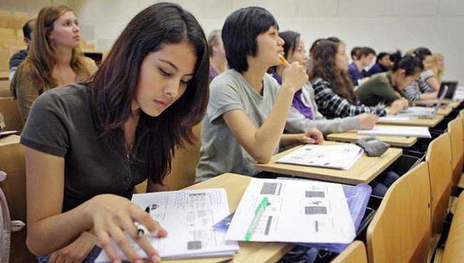 Ngành học của thời đại 4.0: Vì sao Kỹ thuật điện tử – viễn thông được săn đón? - 2