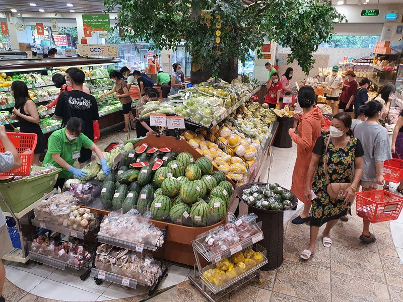 Nhiều chị em cũng lựa chọn các chương trình khuyến mãi của siêu thị hoặc mua tại các chợ đầu mối.