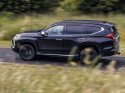 Giá xe Mitsubishi Pajero Sport mới nhất tháng 7/2025