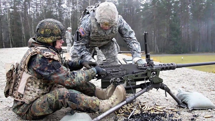 Cụ thể, Liên minh quân sự Bắc Đại Tây Dương đã yêu cầu Đức cung cấp cho NATO thêm 7 lữ đoàn trong thập kỷ tới để triển khai tại những địa bàn trọng yếu. Các xe chiến đấu bộ binh và xe tăng, nếu được mua sắm, sẽ biên chế cho các đơn vị này.