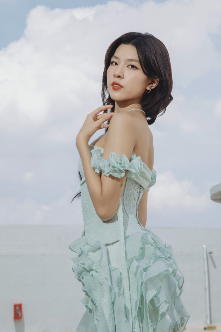 Song song với việc tham gia chương trình 'Em xinh say hi', Lamoon cũng có những kế hoạch cho sự nghiệp âm nhạc trong tương lai gần.