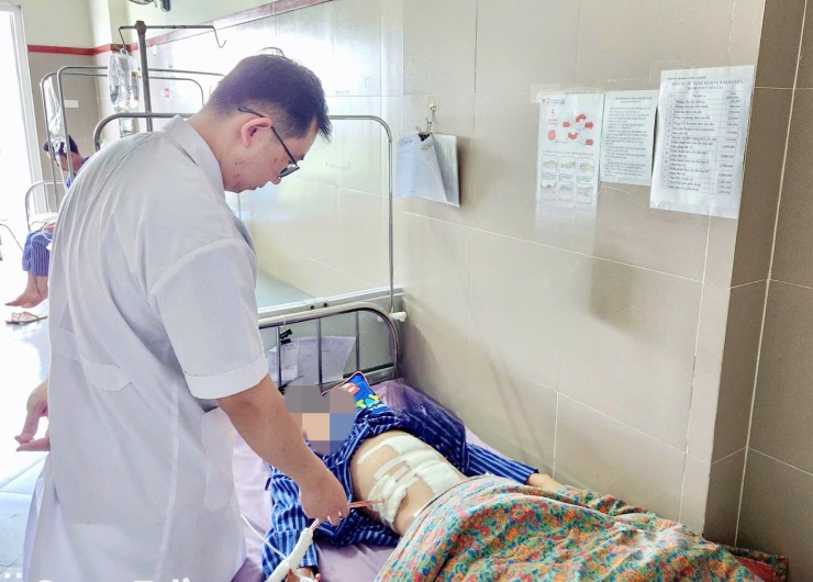 Sau ca mổ cấp cứu, sức khoẻ nam bệnh nhân tiến triển tốt. Ảnh: BVCC