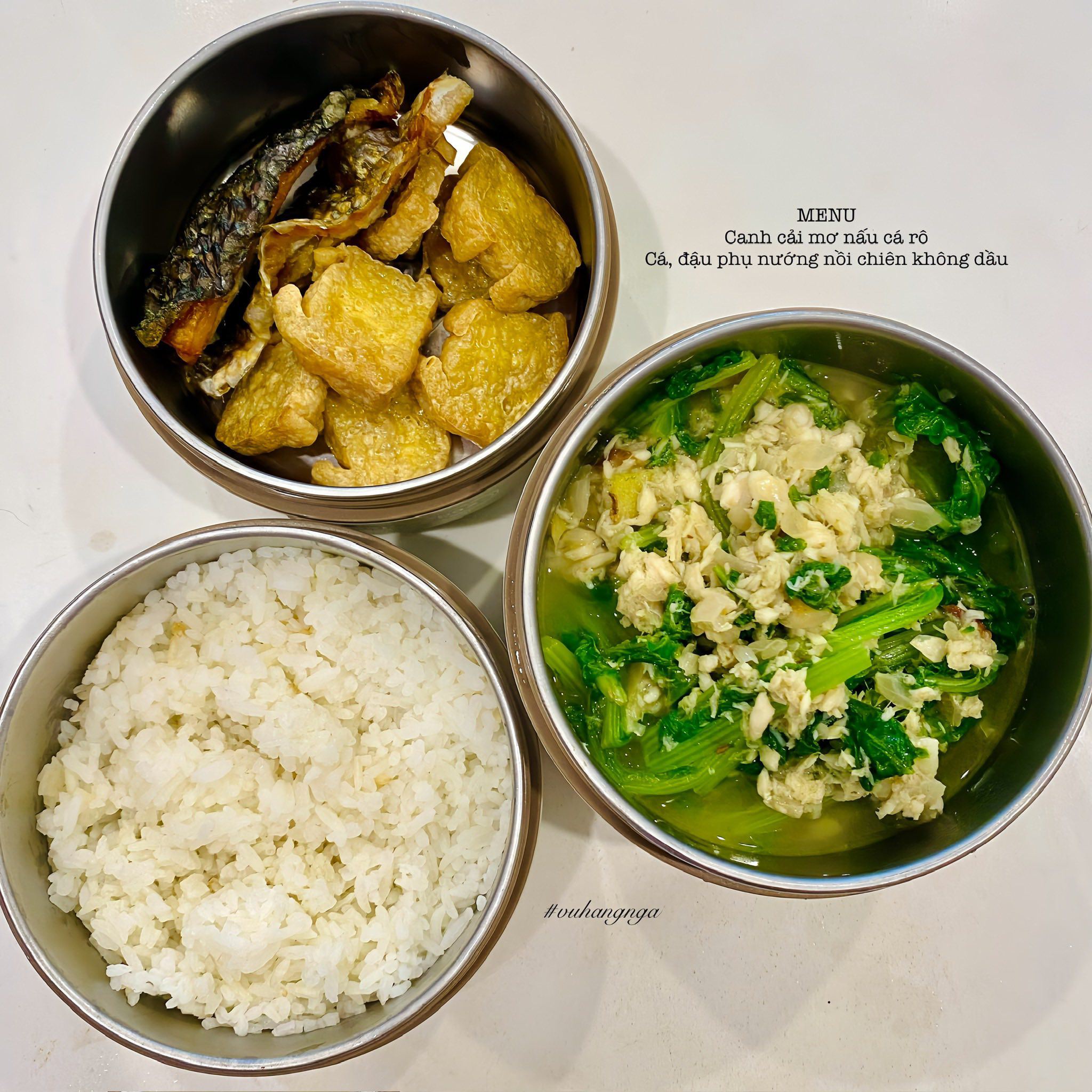 Canh cải mơ nấu cá rô đồng - Cá, đậu phụ chiên
