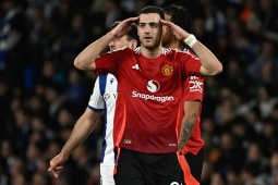 Tin mới nhất bóng đá chiều 11/7: Dalot kế thừa số áo của huyền thoại Gary Neville