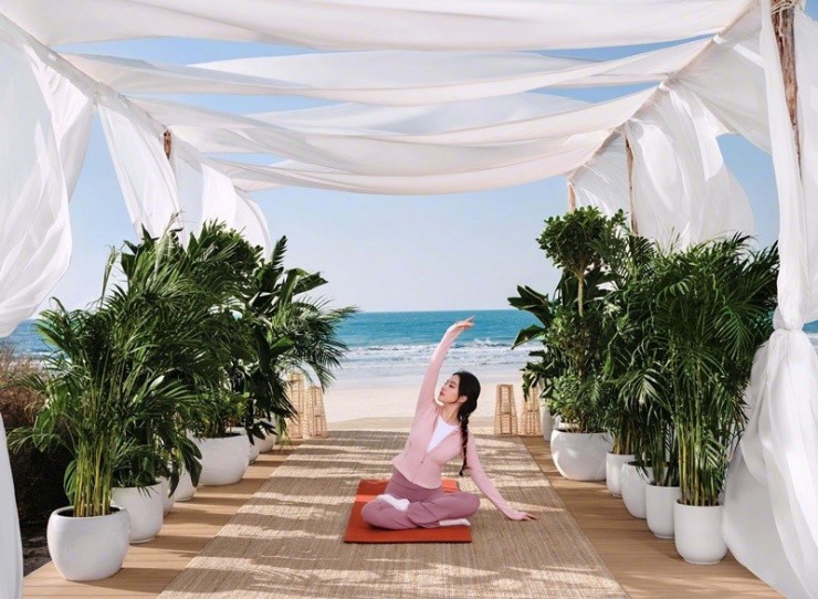 "Tôi hài lòng với cuộc sống hiện tại của mình, đơn giản và không quá xô bồ", Lưu Diệc Phi trải lòng. Ảnh: Weibo Lưu Diệc Phi.
