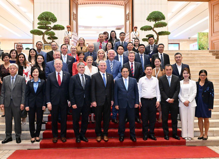 Thủ tướng cùng đoàn doanh nghiệp của Hội đồng Kinh doanh Mỹ - ASEAN (USABC). Ảnh: VGP