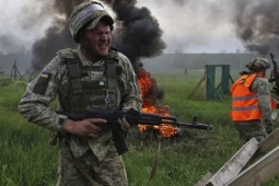 Ukraine liên tục nhận tin vui về vũ khí