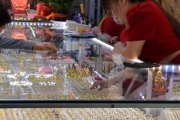 Giá vàng hôm nay, 12-7: Tăng rất mạnh