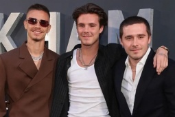 Vợ chồng Brooklyn Beckham  ' bị hai em trai chặn tài khoản ' 
