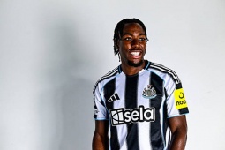 Trực tiếp chuyển nhượng trưa 12/7: MU đút túi 8 triệu bảng vụ Elanga sang Newcastle