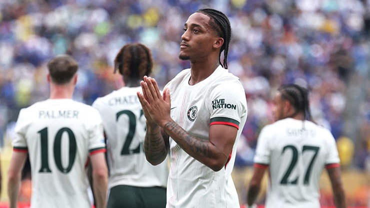 Joao Pedro đã lập tức toả sáng với 2 bàn thắng cho Chelsea