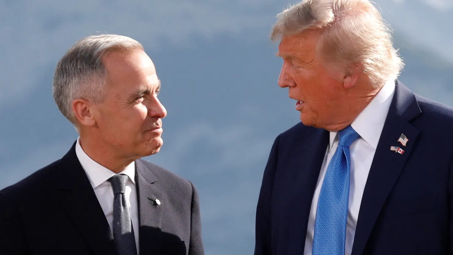 Tổng thống Hoa Kỳ Donald Trump và Thủ tướng Canada Mark Carney&nbsp;