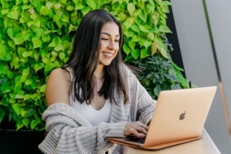 Nhiều MacBook được giảm giá trong tháng 7, tối đa 6 triệu đồng