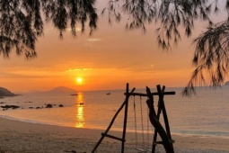 5 hòn đảo ở miền Bắc biển xanh, cát trắng, có nơi hoang sơ không lo đắt đỏ