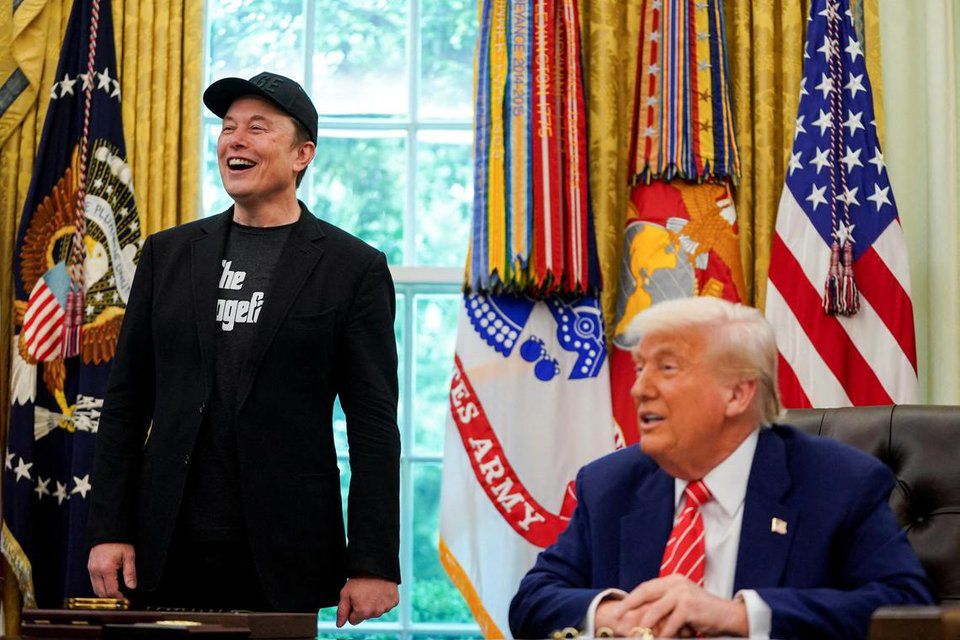 Quan hệ giữa tỷ phú Elon Musk và Tổng thống Mỹ Donald Trump đổ vỡ trong vài tuần gần đây (ảnh: Reuters)