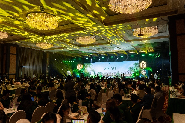 Không khí ráp căn căng thẳng