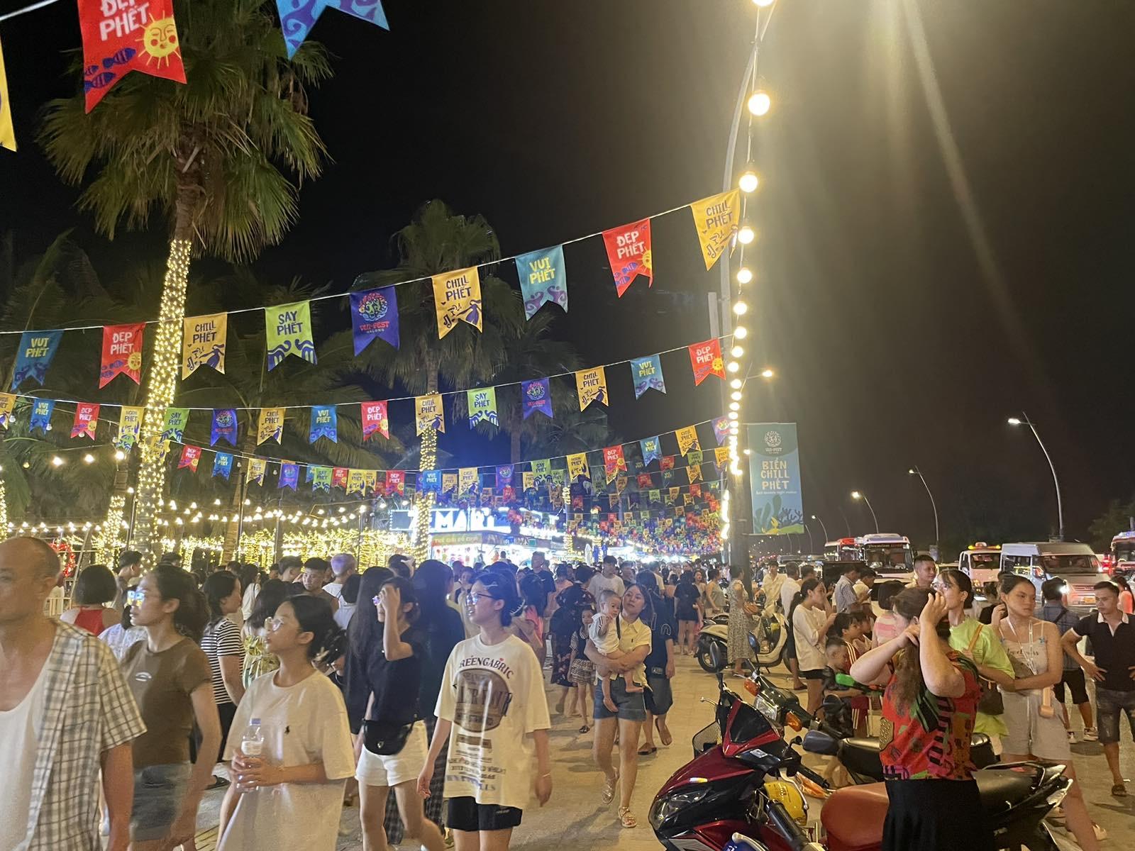 Chợ đêm Vui-Fest