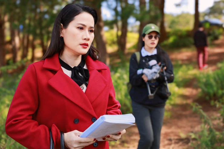 Diễn viên Thân Thúy Hà không ít lần phải đi đòi tiền lương từ các đơn vị sản xuất.&nbsp;