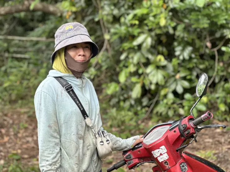 Người dân Đà Nẵng háo hức vào rừng nhặt ươi bay - 5