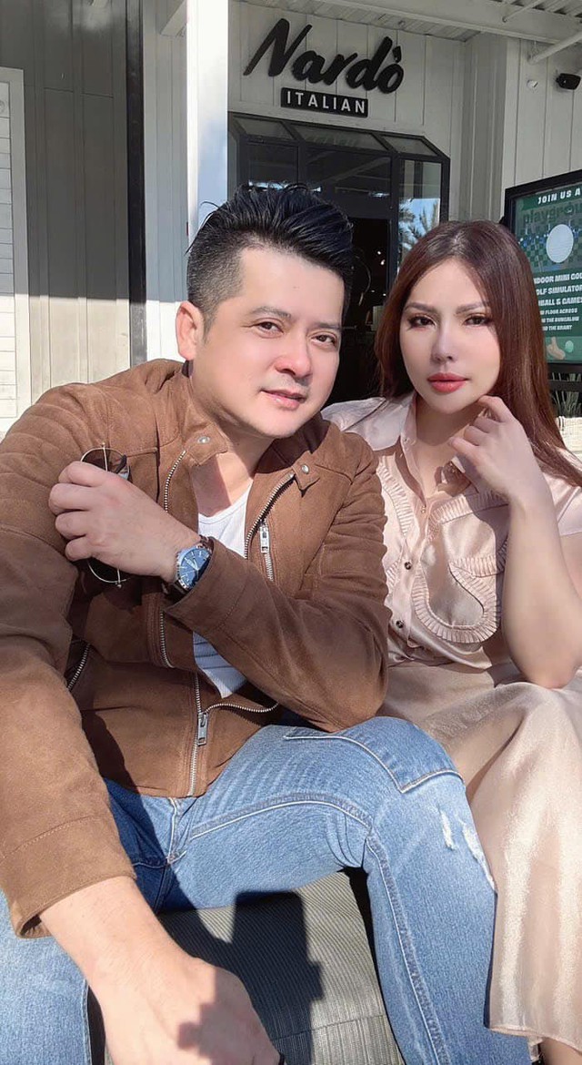 Hiện tại, theo dõi trên trang cá nhân mới biết, Hoàng Anh phải làm nhiều nghề từ làm quản lý khách sạn vào ca tối, chạy xe công nghệ và làm sản xuất nội dung. Bên cạnh đó, anh cũng kinh doanh online để kiếm thêm thu nhập.