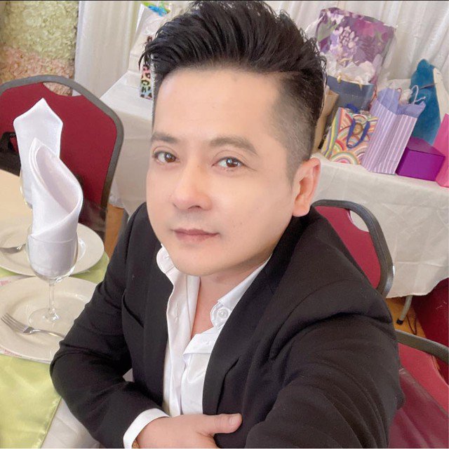 Cuộc sống của Hoàng Anh thường nghỉ ngơi không đủ nhưng nam diễn viên sinh năm 1986 vẫn cố gắng không ngừng vì hiện tại anh là trụ cột của gia đình. Chị gái phải chăm mẹ ốm nên nghỉ việc, do đó anh càng thêm gánh nặng.