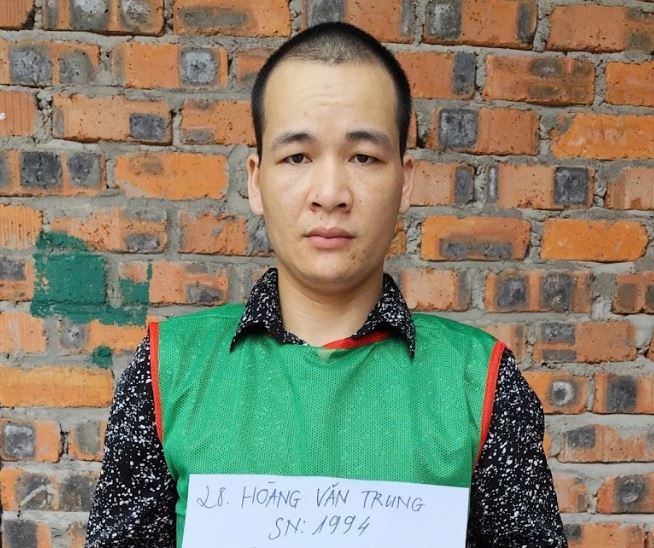 Hoàng Văn Trung - kẻ cầm đầu đường dây lừa đảo .