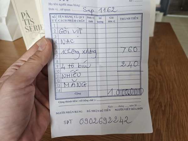 Tính tiền lên đến 1 triệu đồng