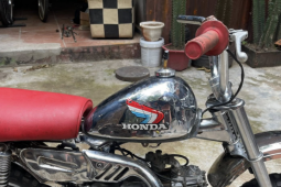 Xe máy Honda Z50 1986 bản đặc biệt giá hơn 100 triệu tại Hà Nội