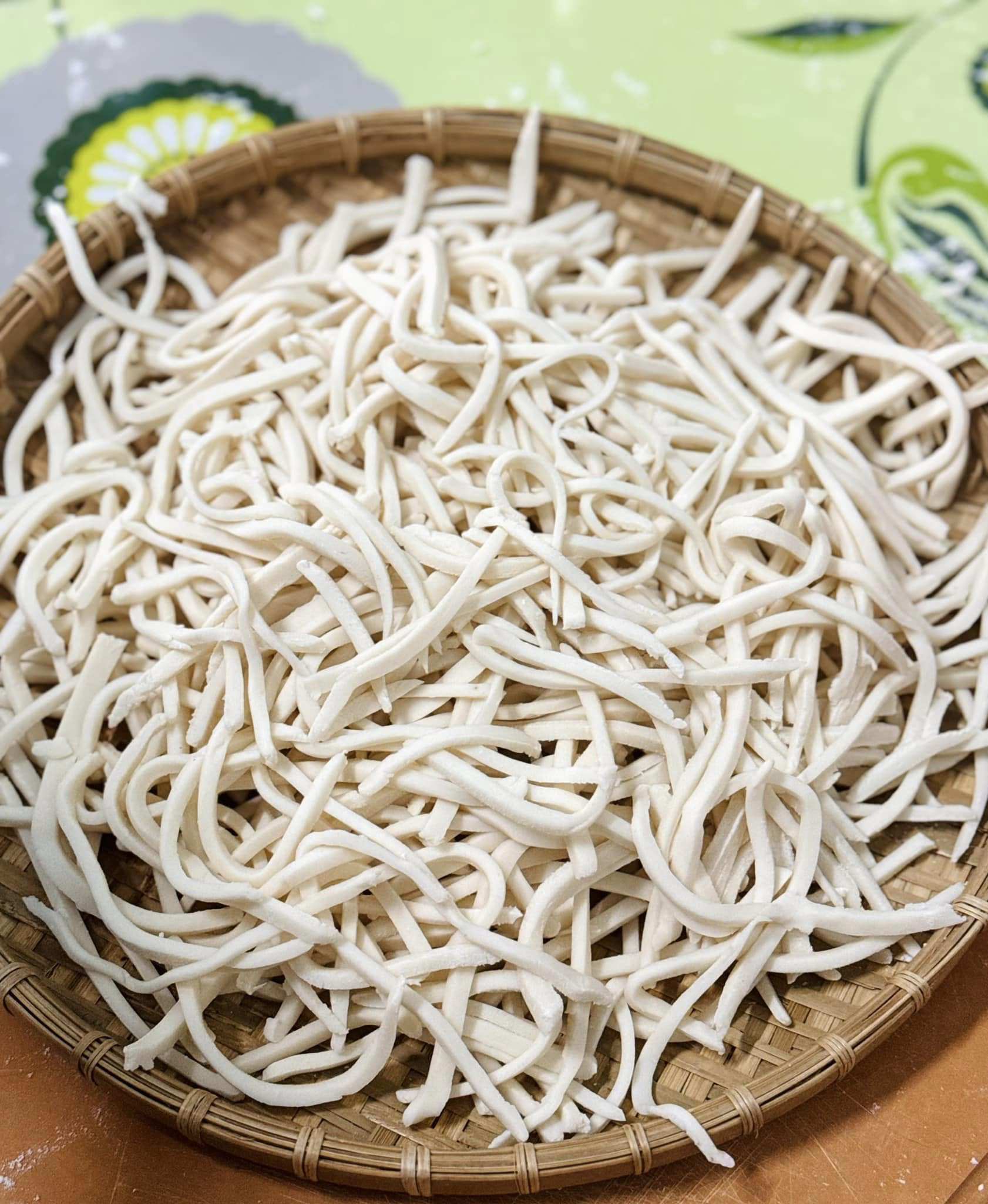 Tự vào bếp nấu bát canh có tên gọi đặc biệt, là món quà tuổi thơ của nhiều người - 4