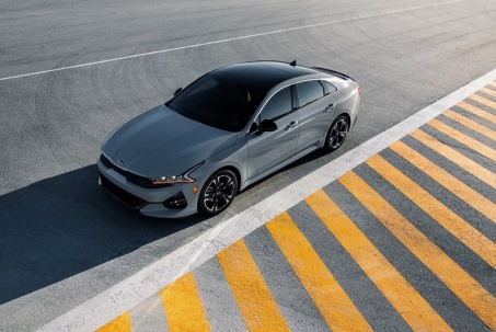 Giá xe KIA K5 tháng 7/2025, ưu đãi đến 40 triệu đồng