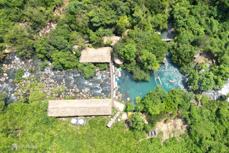 Suối xanh như ngọc trong lòng di sản Phong Nha - Kẻ Bàng - 3