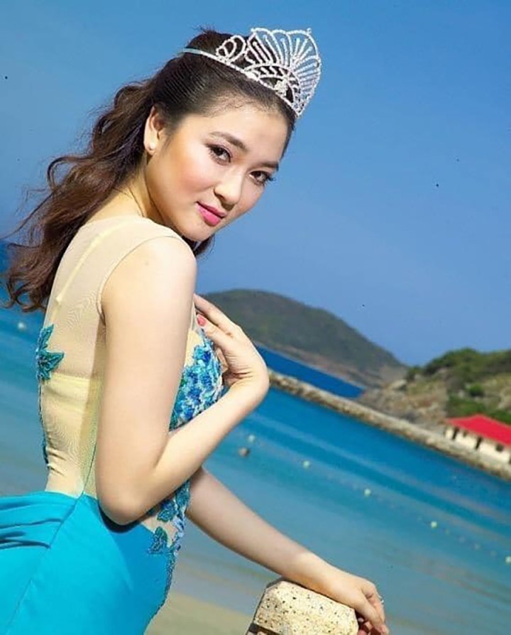 Hoa Hậu Việt Nam Nguyễn Thị Huyền trong trang phục dạ hội (Ảnh: Internet)