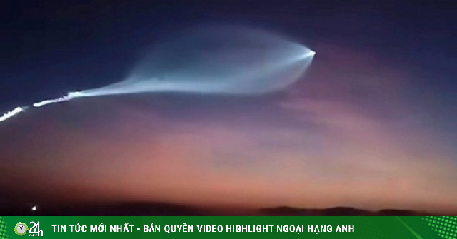 Vì sao tên lửa bay có thể tạo ra vệt sáng lạ như trên bầu trời Đà Nẵng ...
