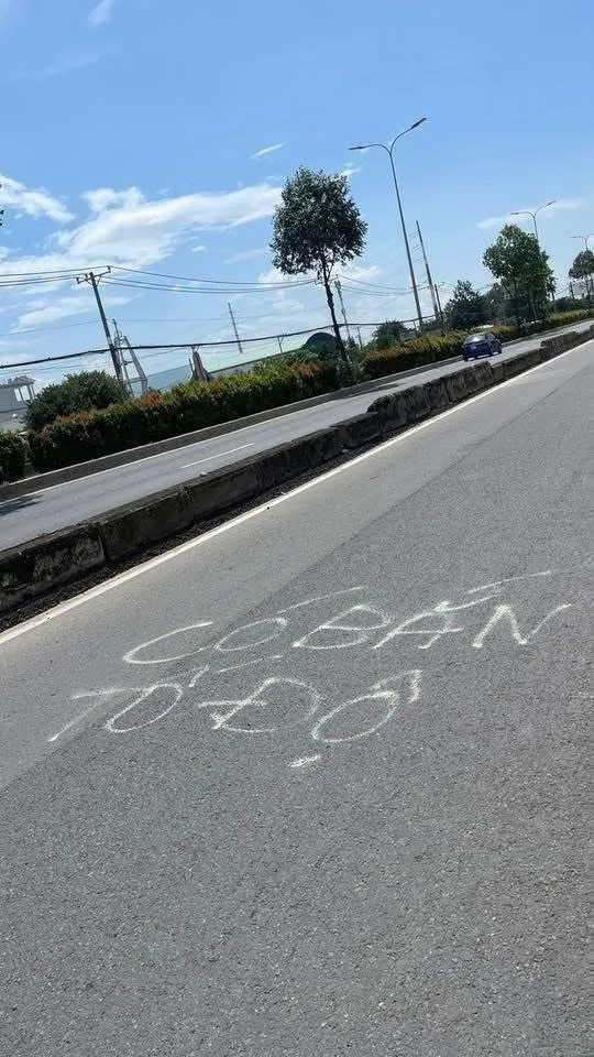 Người dân có được viết cảnh báo &#39;có bắn tốc độ&#39; dưới lòng đường? - 1