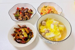 Thực đơn 4 món hấp dẫn cho ngày nóng