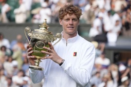 Nóng nhất thể thao tối 15/7: Sinner vượt Djokovic - Federer với thống kê ấn tượng