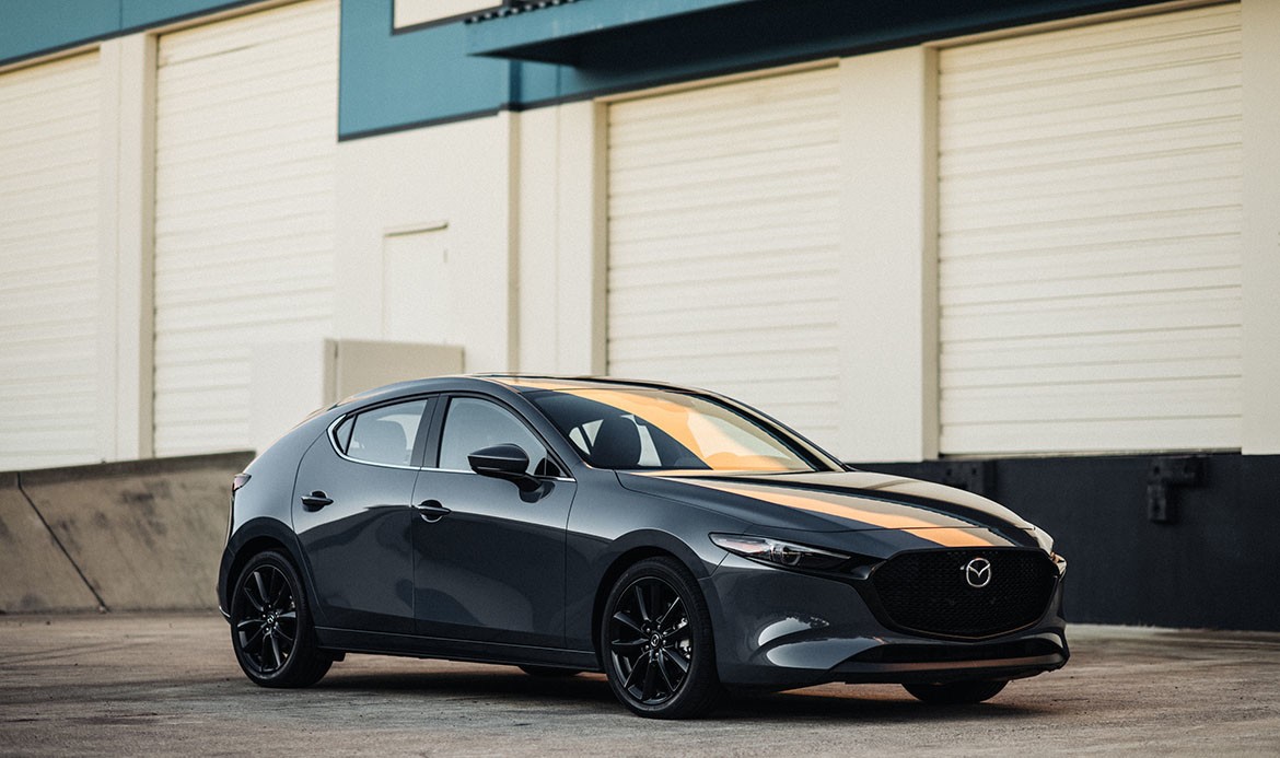 Dòng xe Mazda 3 nguy cơ bị kiện vì quảng cáo sai sự thật tại Mỹ - 1